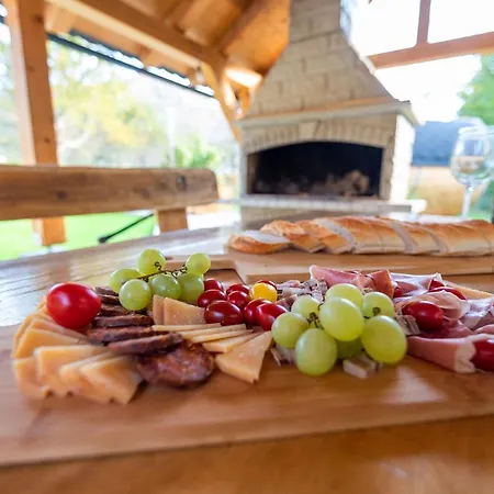 Casa Valle Вилла Brod na Kupi